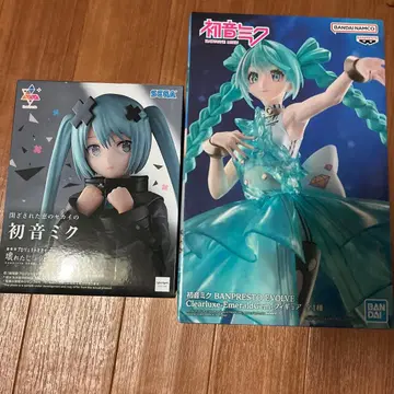 하츠네 미쿠 최신 피규어 2체