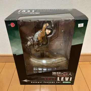 ARTFX J 진격의 거인 리바이 피규어
