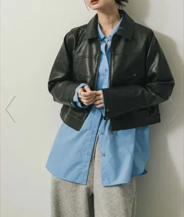 센스 오브 플레이스 FL 숏 자켓 블랙 블랙