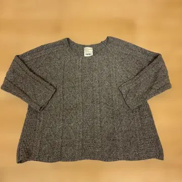 이치 그레이 케이블 짜임 니트 긴팔