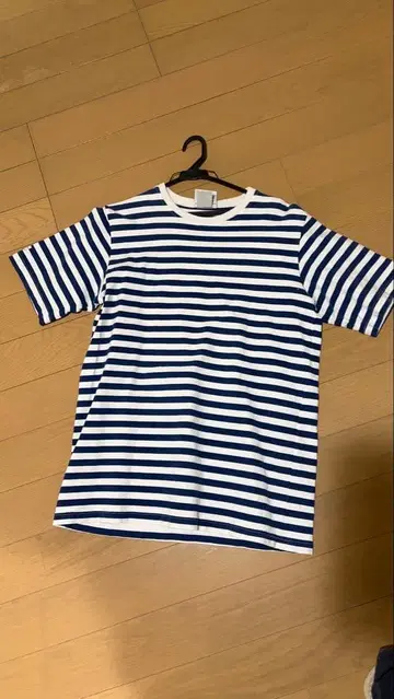 BARBARIAN 스트라이프 T셔츠 반팔