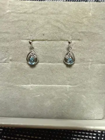 쥬얼리 츠츠미 K10 WG 아쿠아 마린 물방울 귀걸이