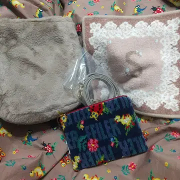 새상품 페이러 B급 손수건 퍼 미니백 하이디 파우치