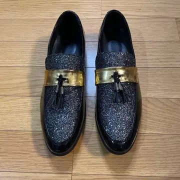 태슬 달린 로퍼 블랙과 그레이 글리터 상자 없음 미사용