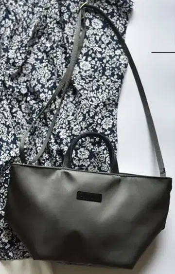 *OURHOME* 나일론 토트백 [medium]