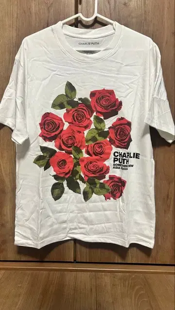 찰리 푸스 썸띵 뉴 아시아 티셔츠