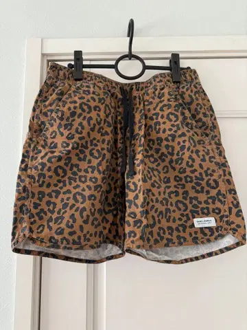 BANKS JOURNAL 뱅크스 저널 남성용 M 하프 팬츠 표범 무늬