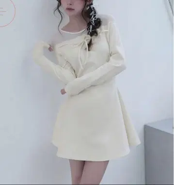 다리치 데콜테 시어 컷 미니 원피스 화이트