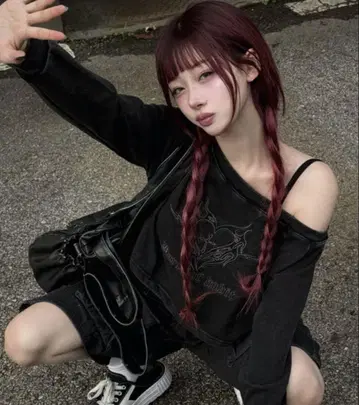 KsG 원 숄더 프론트 디자인 롱 T셔츠