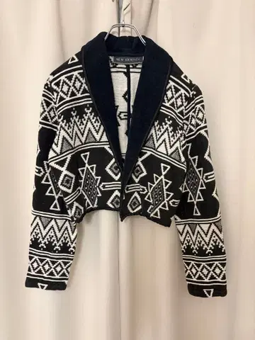 90s NEW IDENTITY 크롭 자켓 블랙 화이트 기하학