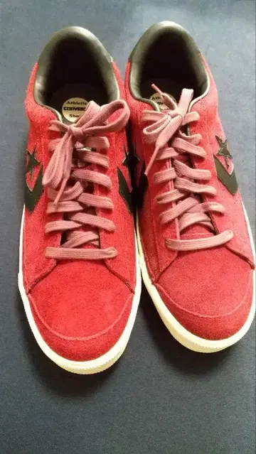 CONVERSE 스웨이드 레드 로우컷 스니커즈