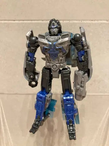 트랜스포머 미라지 덤 바리케이드