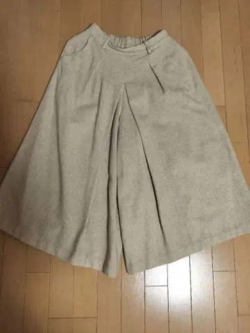 유나이티드 애로우즈 가우초 팬츠