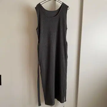 새상품 kastane 슬리브리스 원피스 리브 니트 프리 사이즈