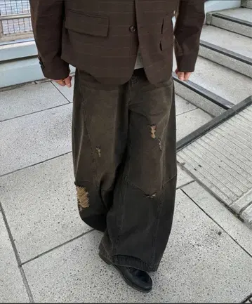 [ EPNK ] 커브 데미지 데님 팬츠