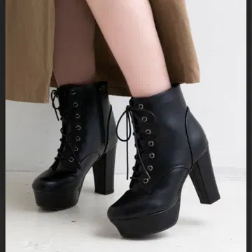 Newlyme 와이드 힐 레이스업 숏부츠