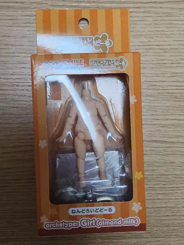 넨도로이드 본체 Girl (almond milk)