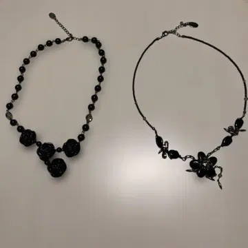 잉게보그 목걸이와 코사지