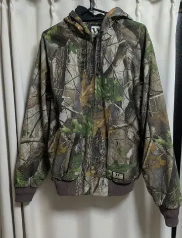 리얼트리 지퍼 후드티 러시아제