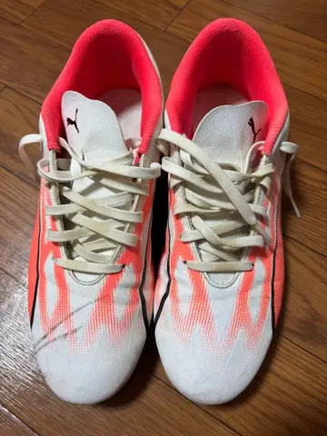 푸마 축구 스파이크 107526-01 26.5cm