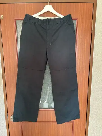 Dickies 블랙 치노 팬츠