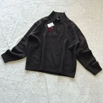 새상품 어반 리서치 캐시미어 혼방 강축 키넥 니트 풀오버 브라운