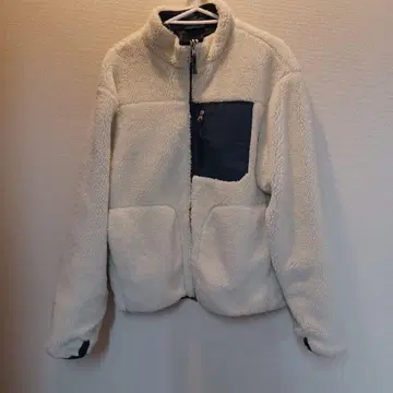 아이보리 플리스 자켓 프론트 포켓 부착 남성용