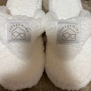 사카가미가 sakagamike 적당히 냄새나는 슬리퍼 화이트 M 사이즈