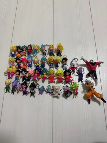 드래곤볼 UDM 피규어 세트 약 40체