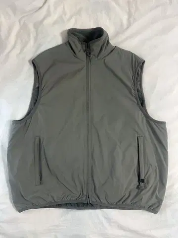 DAIWA PIER39 TECH REVERSIBLE VEST FREE