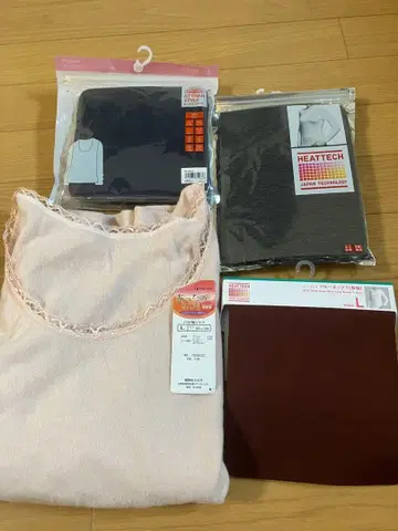 새상품 여성용 L 유니클로 히트텍 후쿠스케 GU 터틀 크루