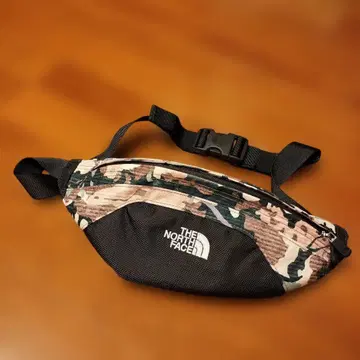 레어 THE NORTH FACE 바디백/웨스트 파우치