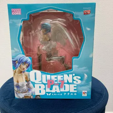 Queen's Blade 나나엘 피규어