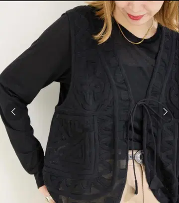 베이세스톡 B.C STOCK 메쉬 자수 베스트