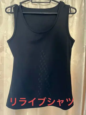 새상품급 여성용 리라이브 셔츠 슬리브리스 이너