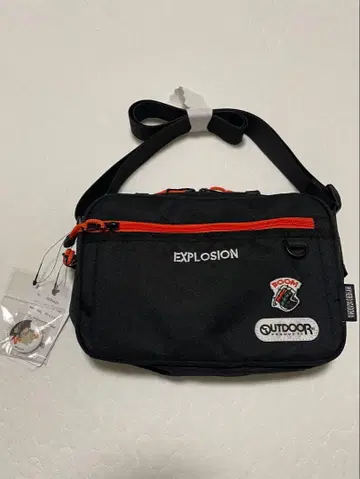 OUTDOOR 숄더백 (나의 히어로 아카데미아 바쿠고 카츠키 ver)