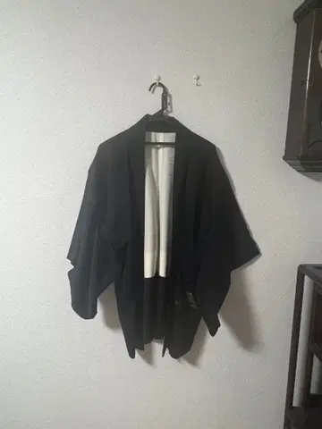 블랙 꽃무늬 자수 겉옷