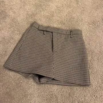 ZARA 가을 컬러 체크 무늬 숏팬츠