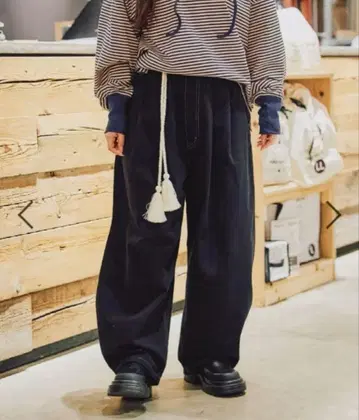 니코앤드 Make stuff'25 포와또 마린 턱 팬츠