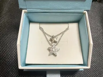 별 모양 목걸이