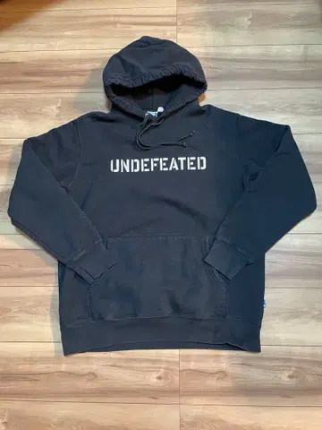 UNDEFEATED 블랙 후디 후드티