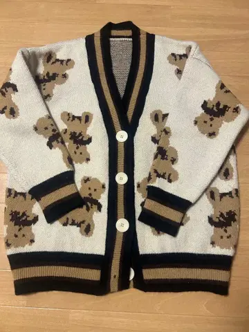 곰 패턴 니트 가디건