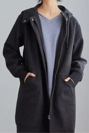 후드 부착 스탠드 카라 블루종 6L 블랙 컬러