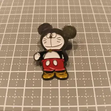 미키마우스풍 도라에몽풍 핀 배지