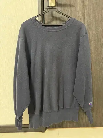 챔피온 90s 자수 택 눈 없음 리버스 위브 M 맨투맨 셔츠