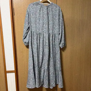 꽃무늬 그레이 맥시 길이 원피스