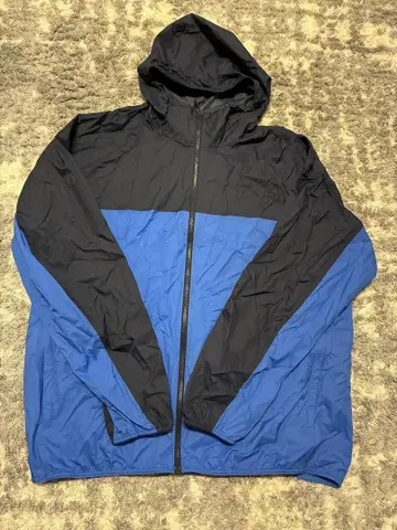 유니클로 [ 포켓터블 UV컷 후드티 (3D컷) ] 사이즈 XL