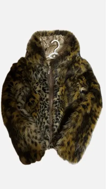 짧은 기장 jaded london 매우 흡사한 레오파드 퍼 자켓