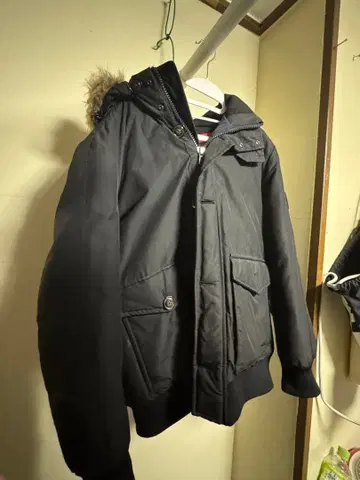 TOMMY 다운 퍼 포함