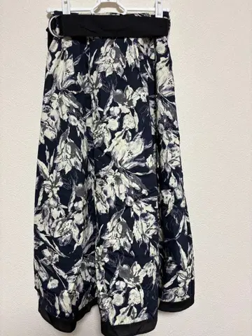 soup 대꽃무늬 스커트